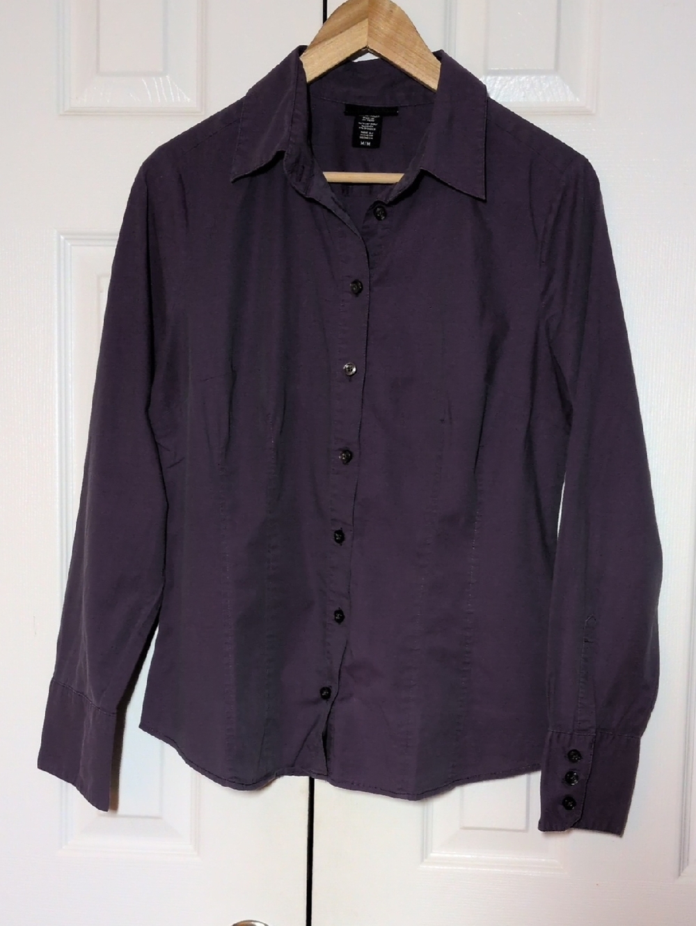 Apostrophe women's Deep Purple Button-Front Shirt m